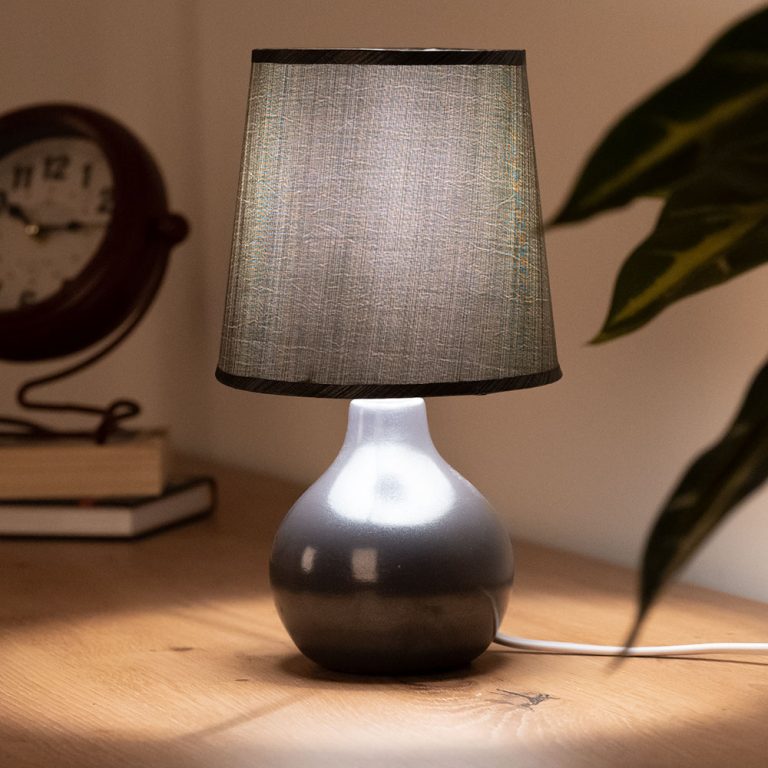 The Freedom of a Cordless Lamp